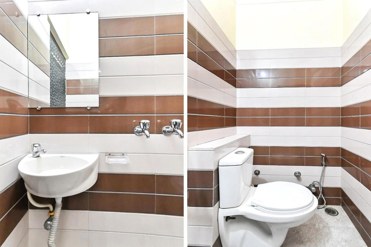 Oyo 49672 Hotel Galaxy Moradabad Bagian luar foto