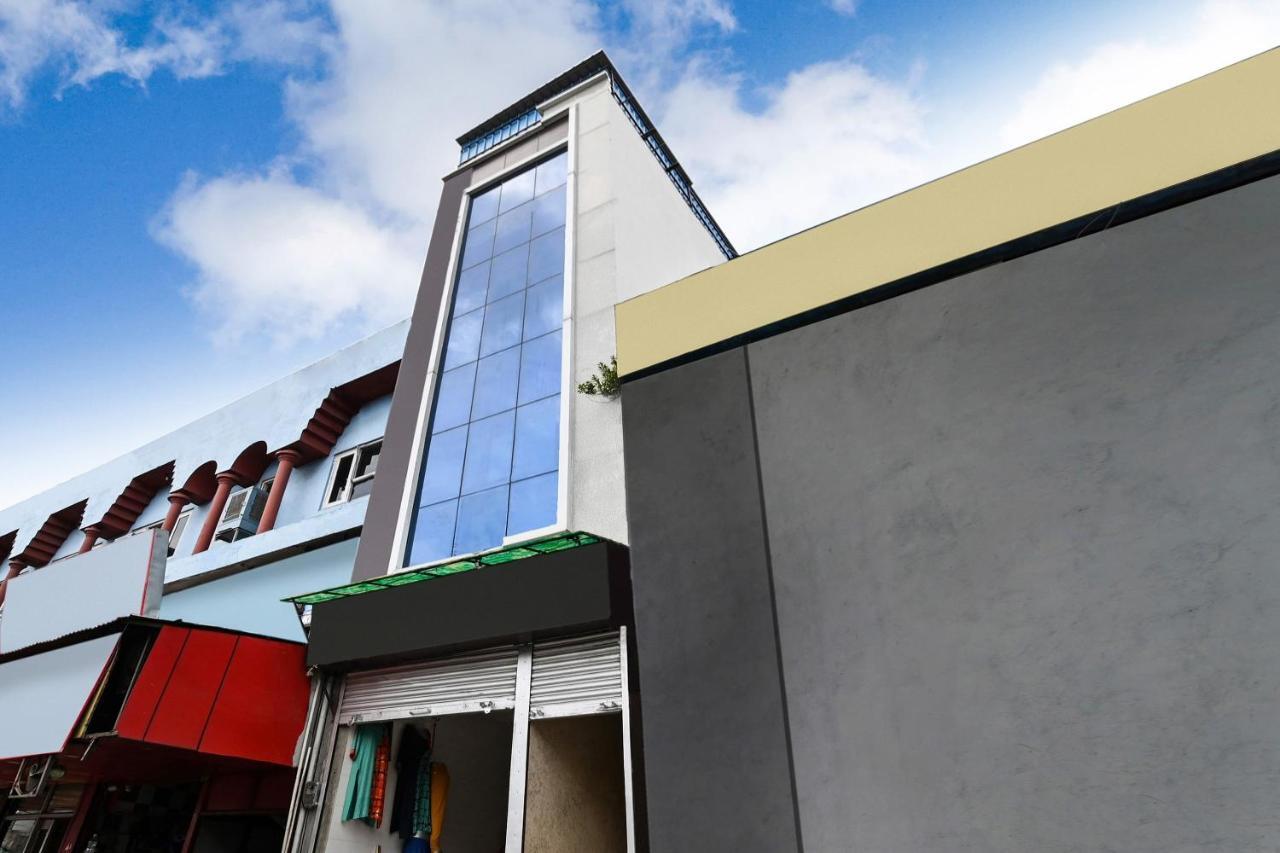 Oyo 49672 Hotel Galaxy Moradabad Bagian luar foto