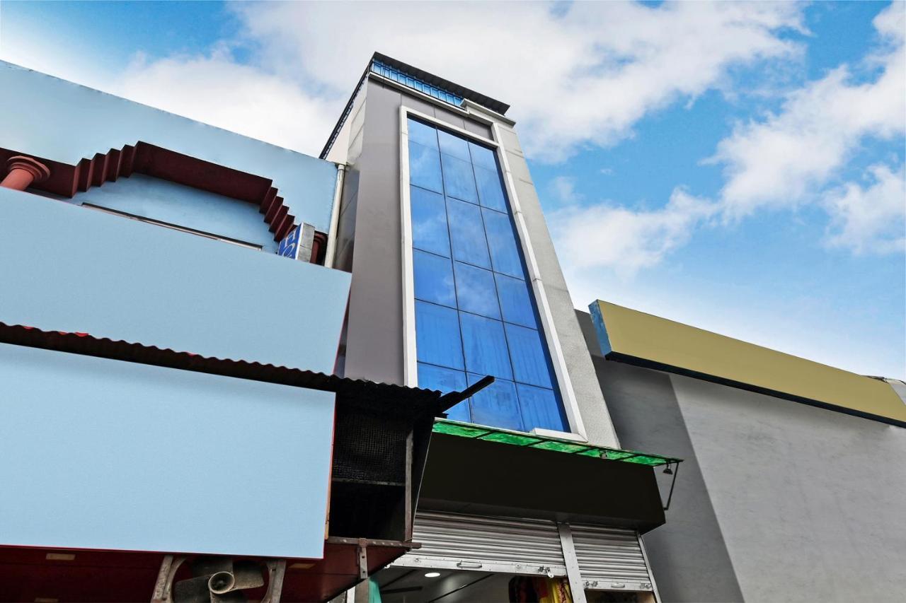 Oyo 49672 Hotel Galaxy Moradabad Bagian luar foto