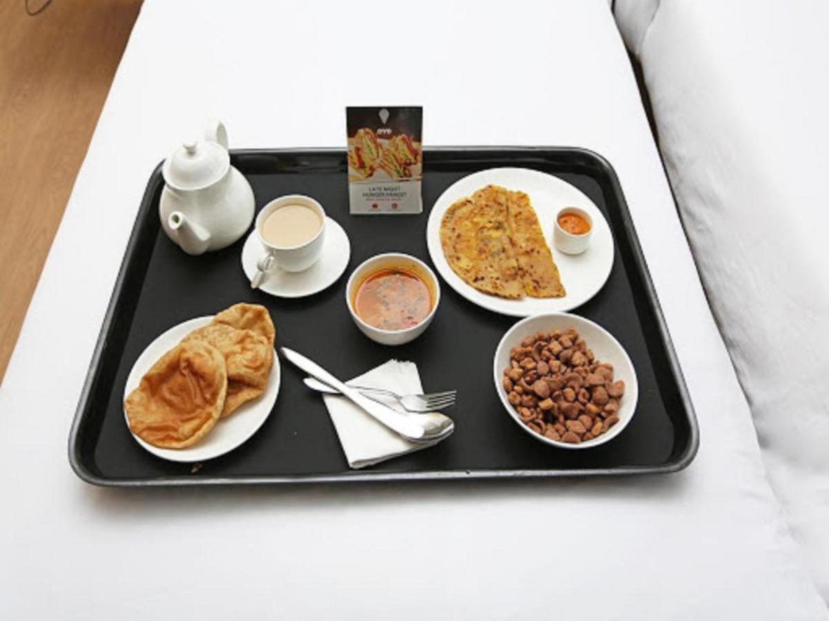 Oyo 49672 Hotel Galaxy Moradabad Bagian luar foto